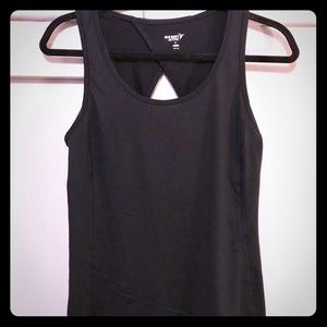 Crossback keyhole performance tank